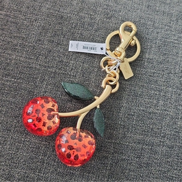 Coach Cherries 🍒  Rare - Picture 4 of 4